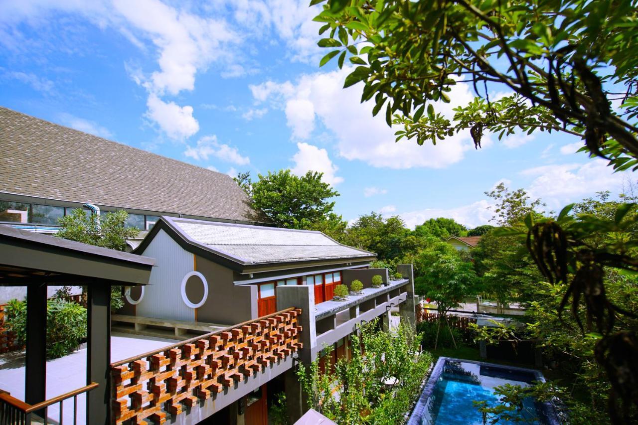 Yellow Pillow Village Chiang Mai Exterior foto